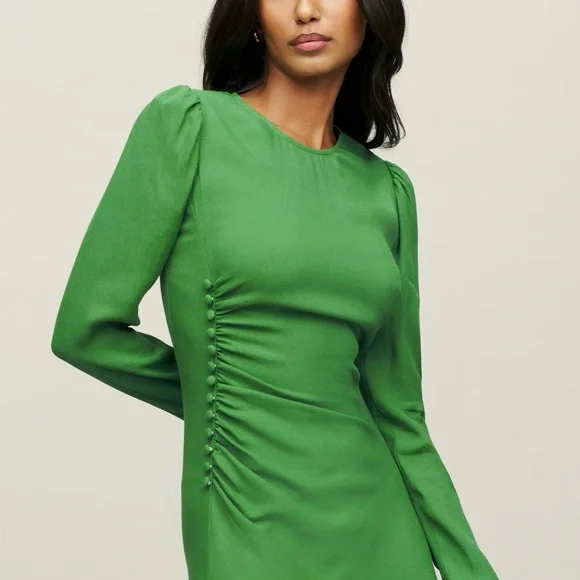 💚 Reformation, Kelly Green Freda Ruched Midi Dress - Picture 8 of 16